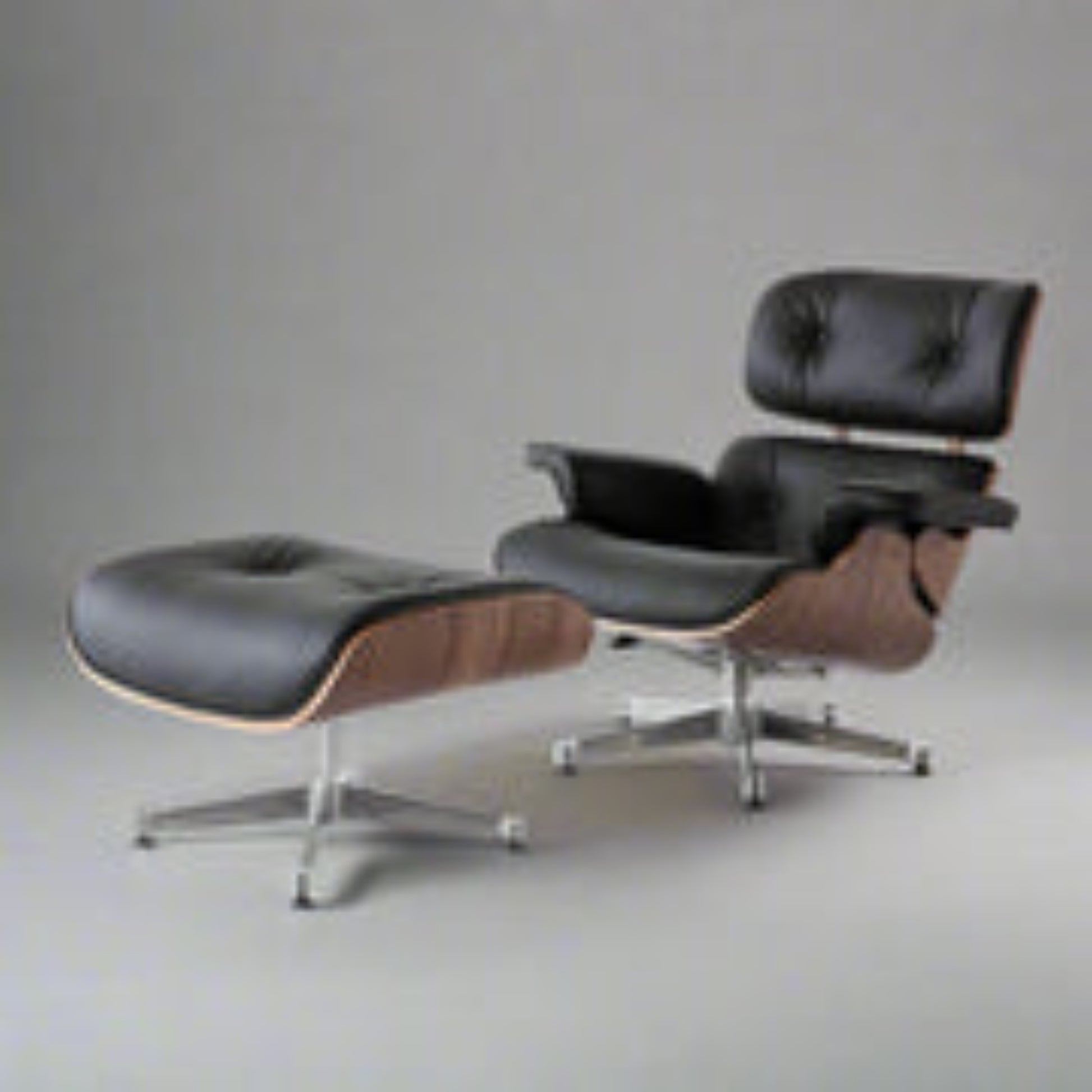 Charles Eames Inspired Mid-Century Iconic Lounge Chair & Ottoman in Walnut Wood and Black
